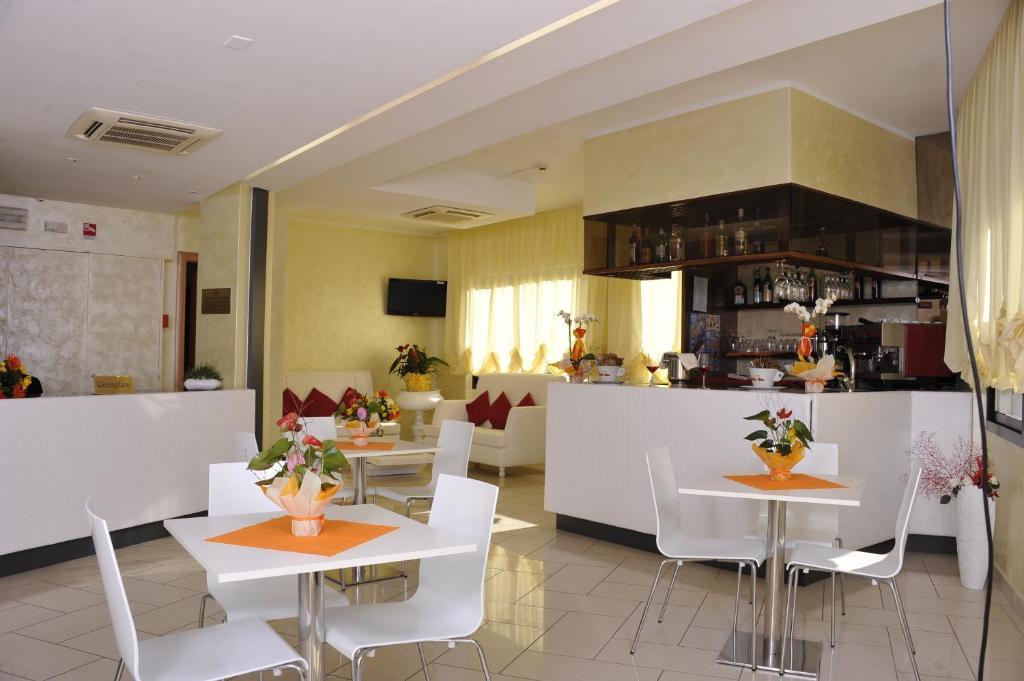 Hotel Fantasy ريميني المظهر الخارجي الصورة